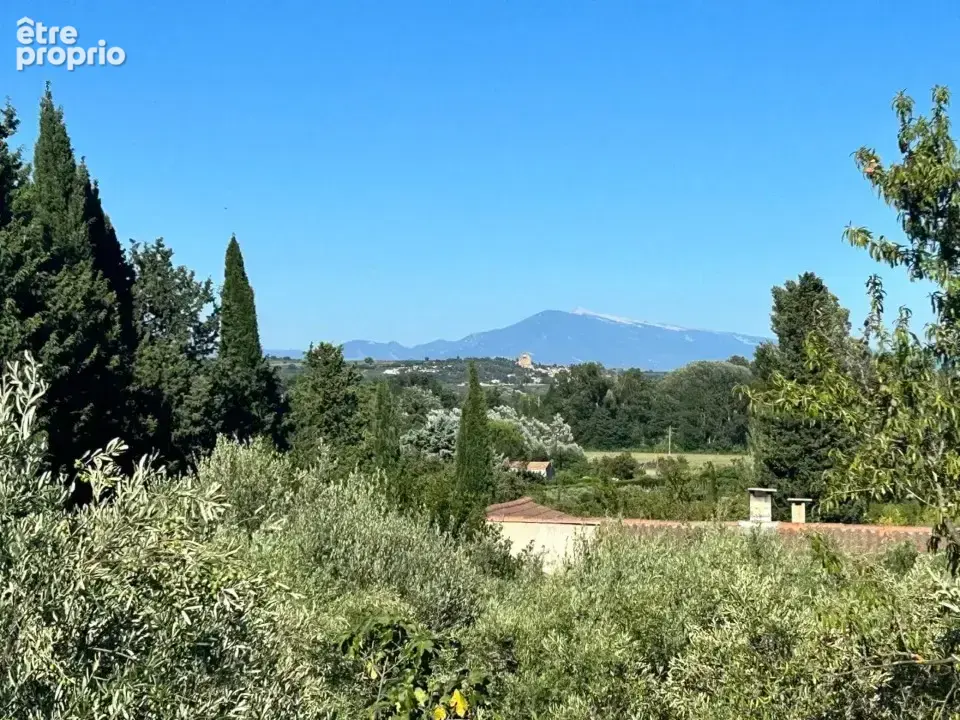 Terrain à ROQUEMAURE