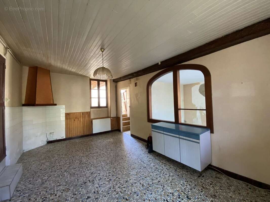 Maison avec jardin et garages au Dorat! - photo 4