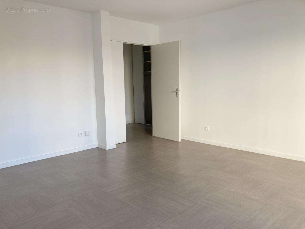 Appartement à LYON-9E