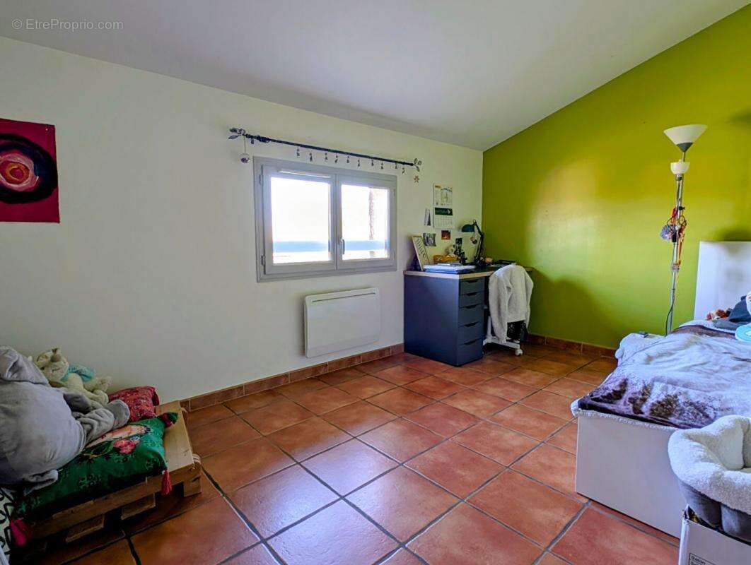 Maison à SAINT-ELIX-LE-CHATEAU