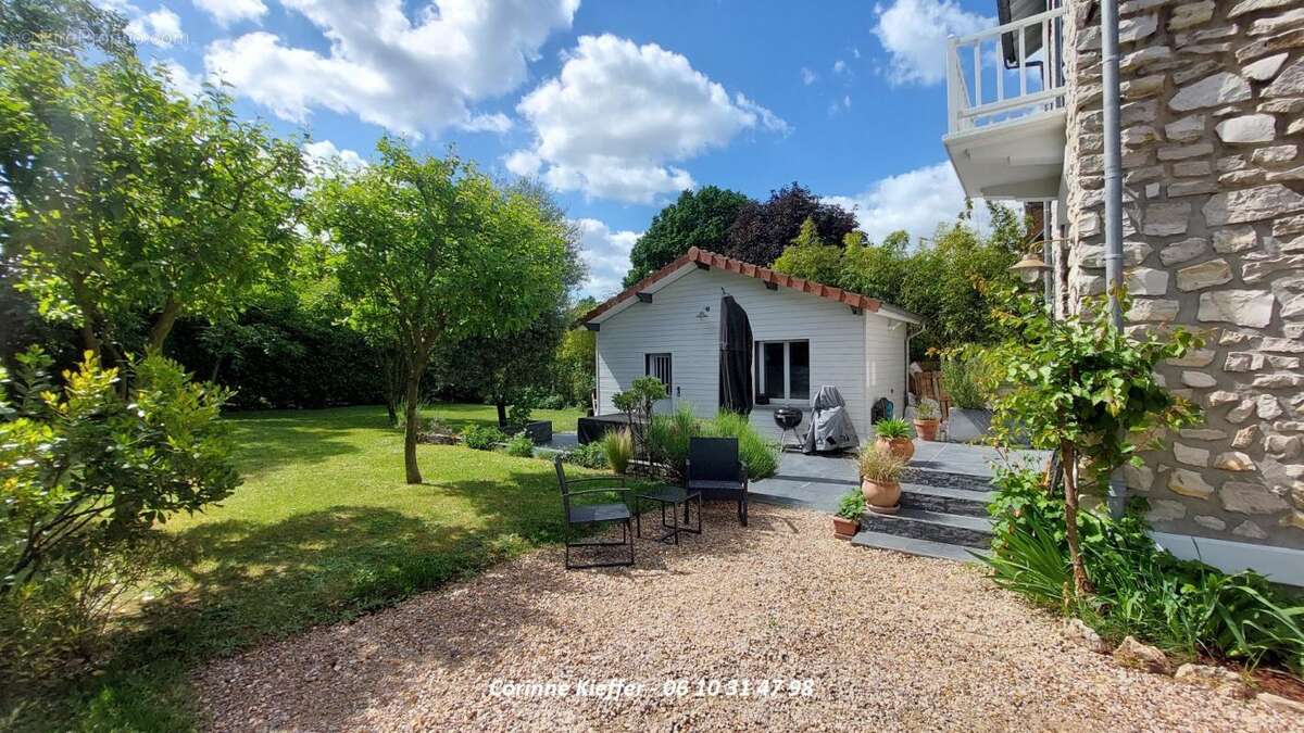Maison à FREPILLON