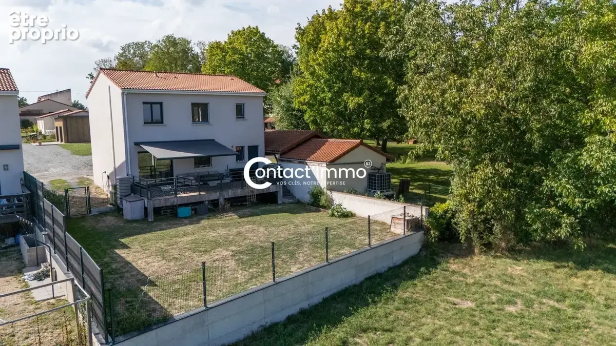 Photo Maison à Les Martres-D'artiere au prix de 315 000€
