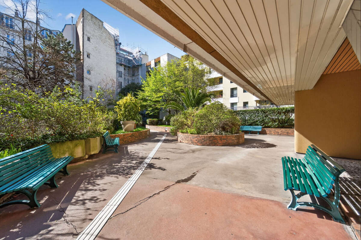 Appartement à PARIS-15E