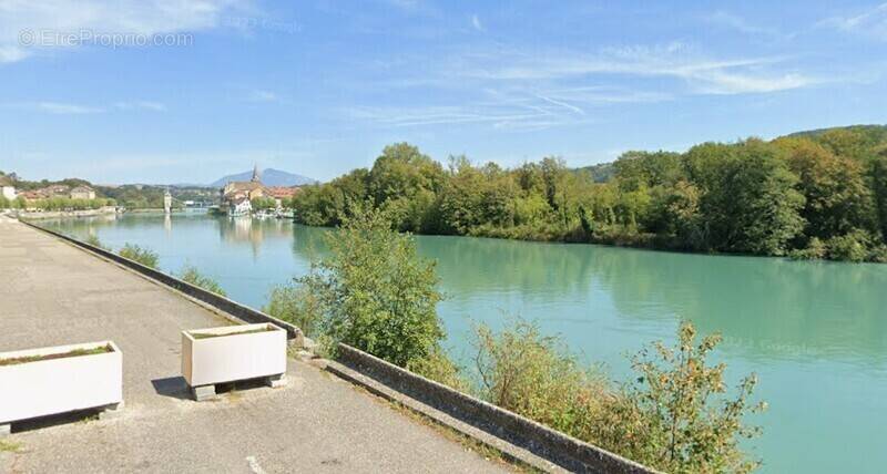 Appartement à SEYSSEL