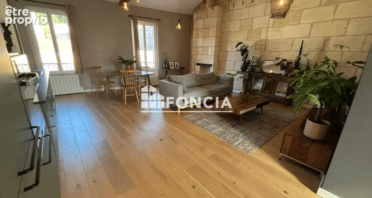 Cenon – t2 de 59 m² avec terrasse – beaux volumes - photo 1