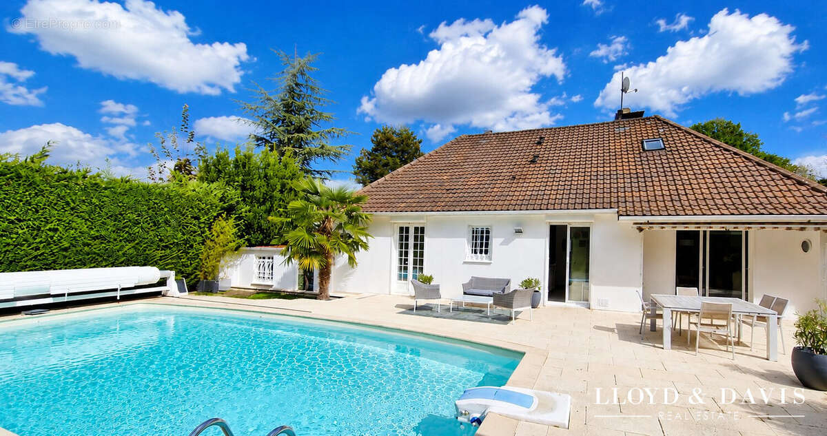 Maison 185 m² à Lamorlaye  - photo 8