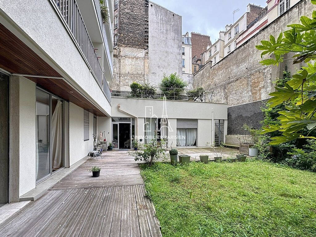 Appartement à PARIS-18E