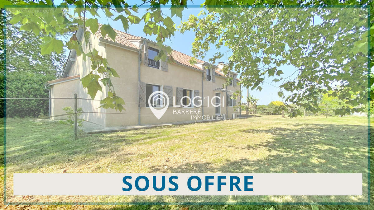 Maison à LEMBEYE