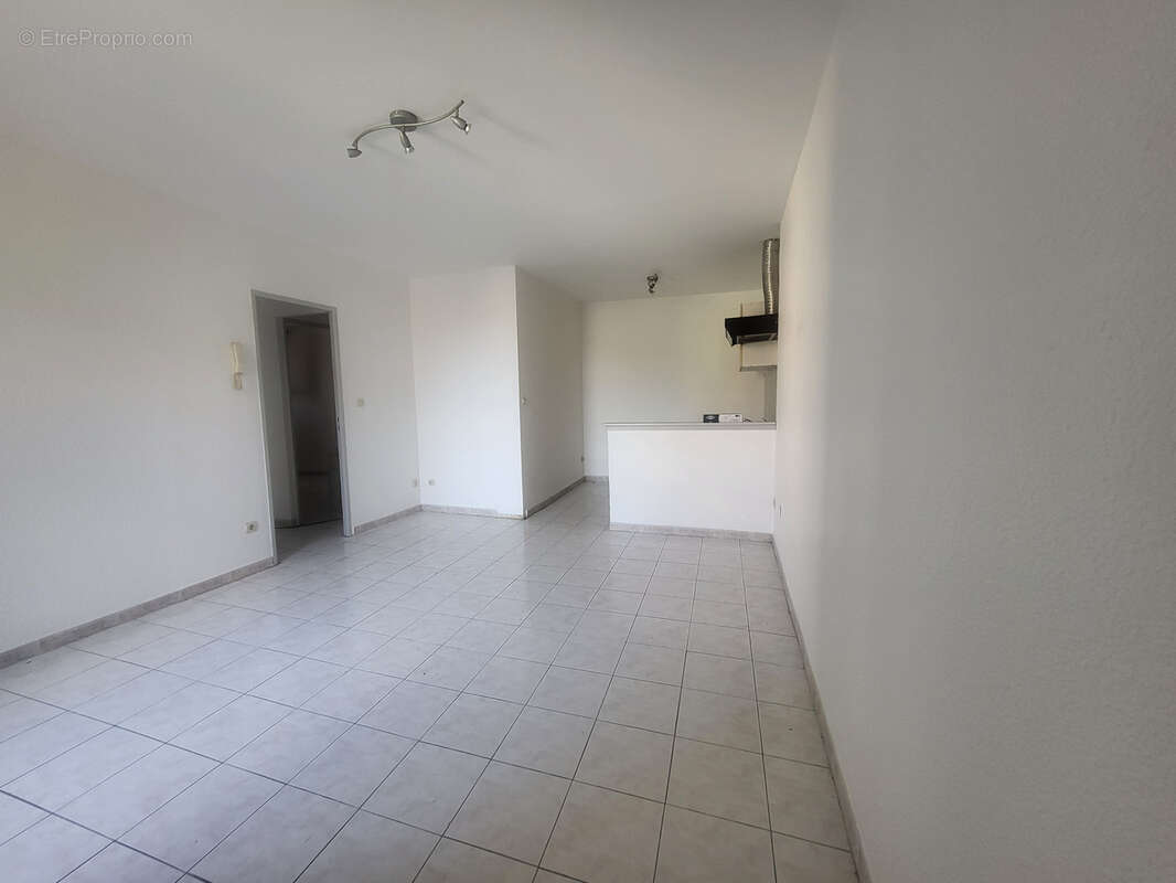 Appartement à FLORENSAC