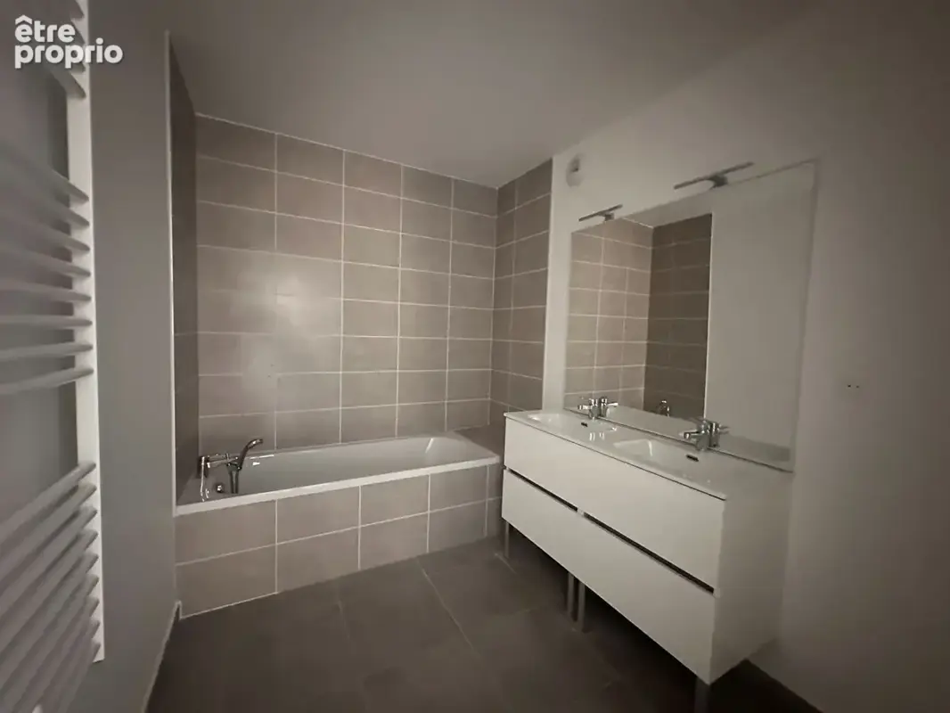 Appartement 4 pièces de 79.46 m² au 2ème étage - Annemasse - photo 8