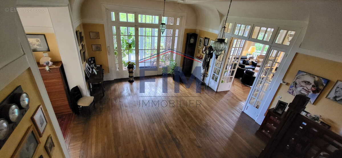 Maison à ROUXMESNIL-BOUTEILLES