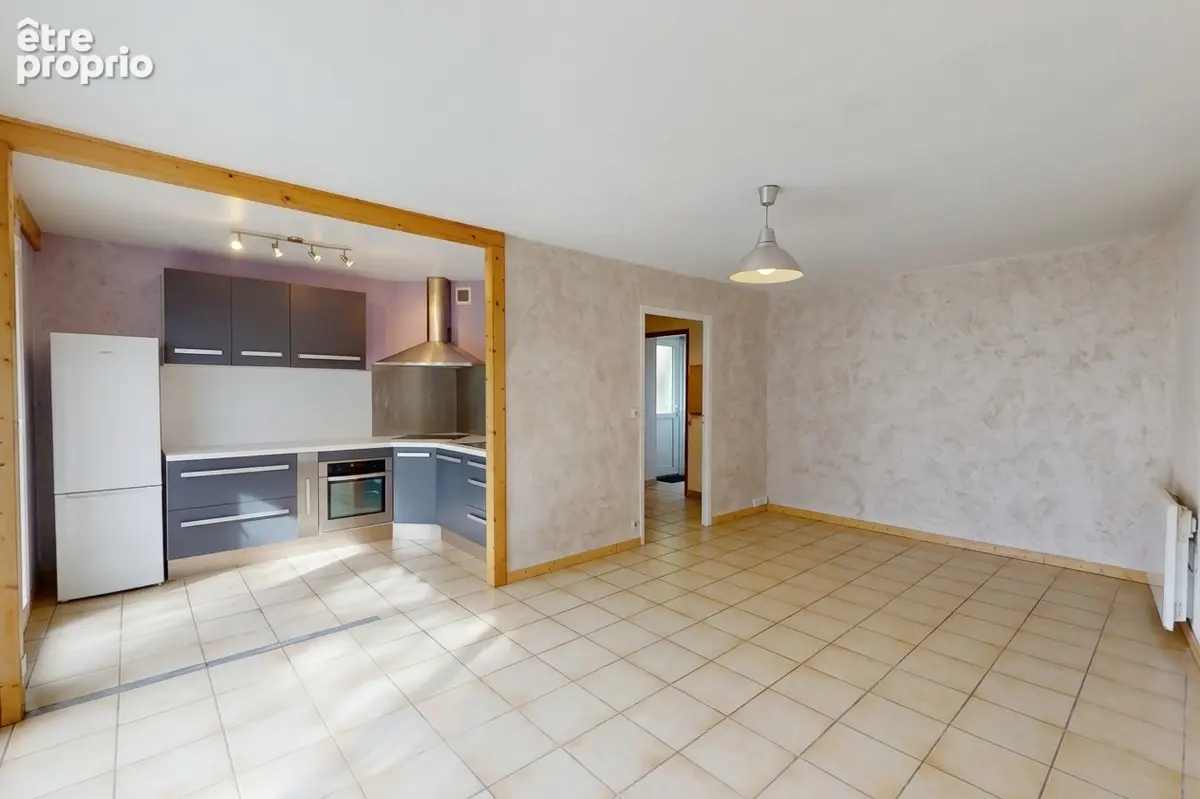 T2 de 49 m² avec balcon, proche Boulevard Foch à Grenoble - photo 2