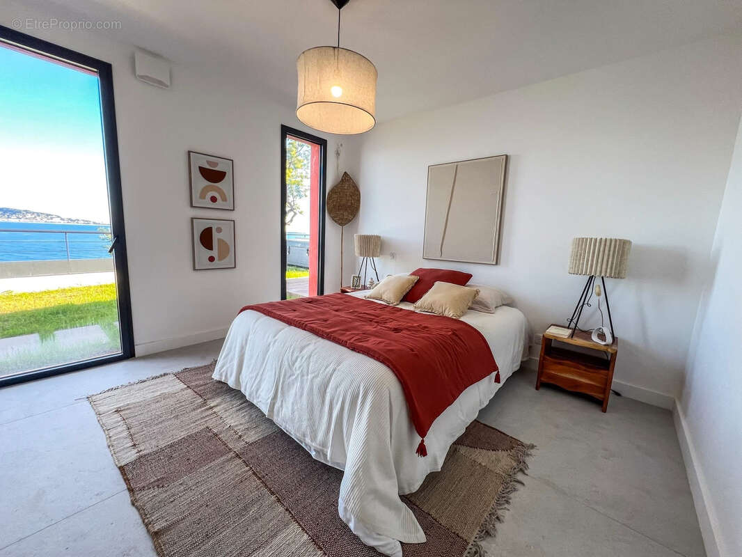 Appartement à THEOULE-SUR-MER