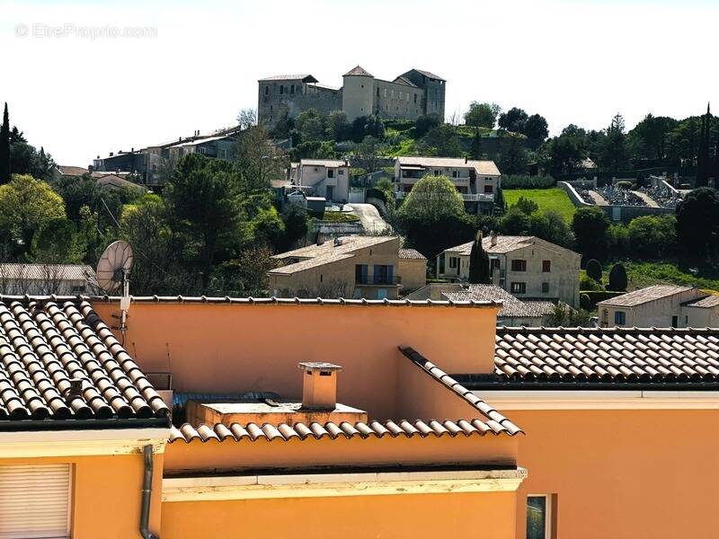 Appartement à GREOUX-LES-BAINS