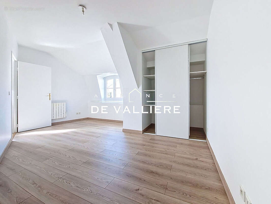 Appartement à NANTERRE