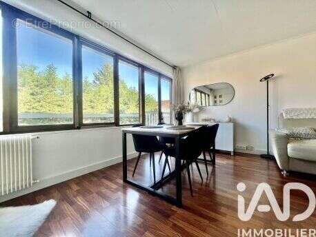 Photo 2 - Appartement à SAINT-MAUR-DES-FOSSES