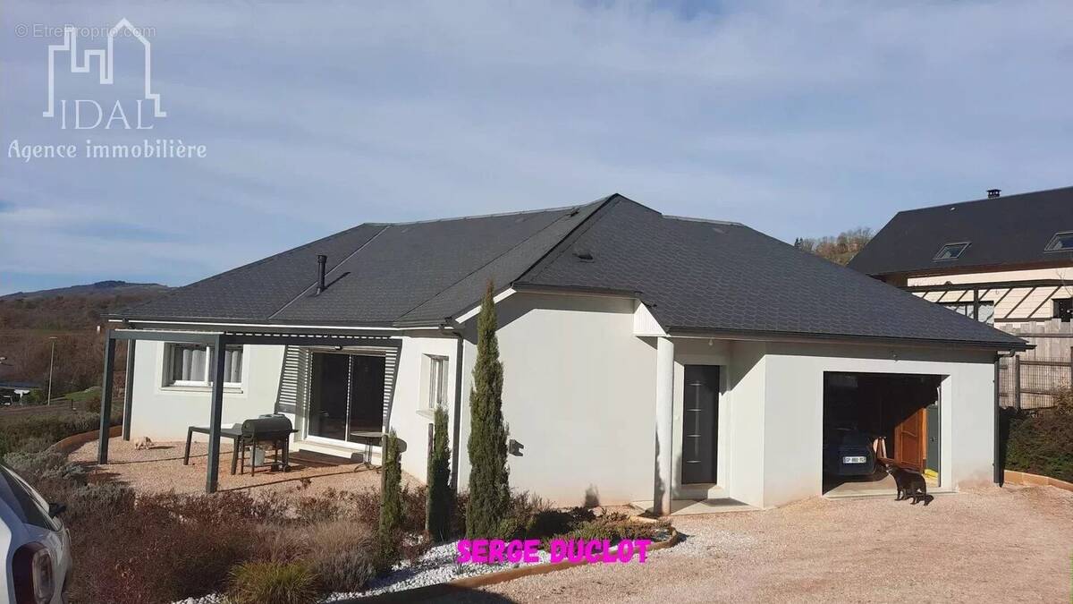 Maison à SAINT-LAURENT-D'OLT