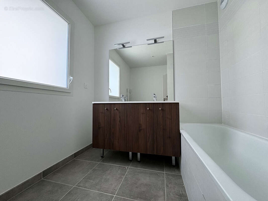 Maison à VILLENEUVE-TOLOSANE