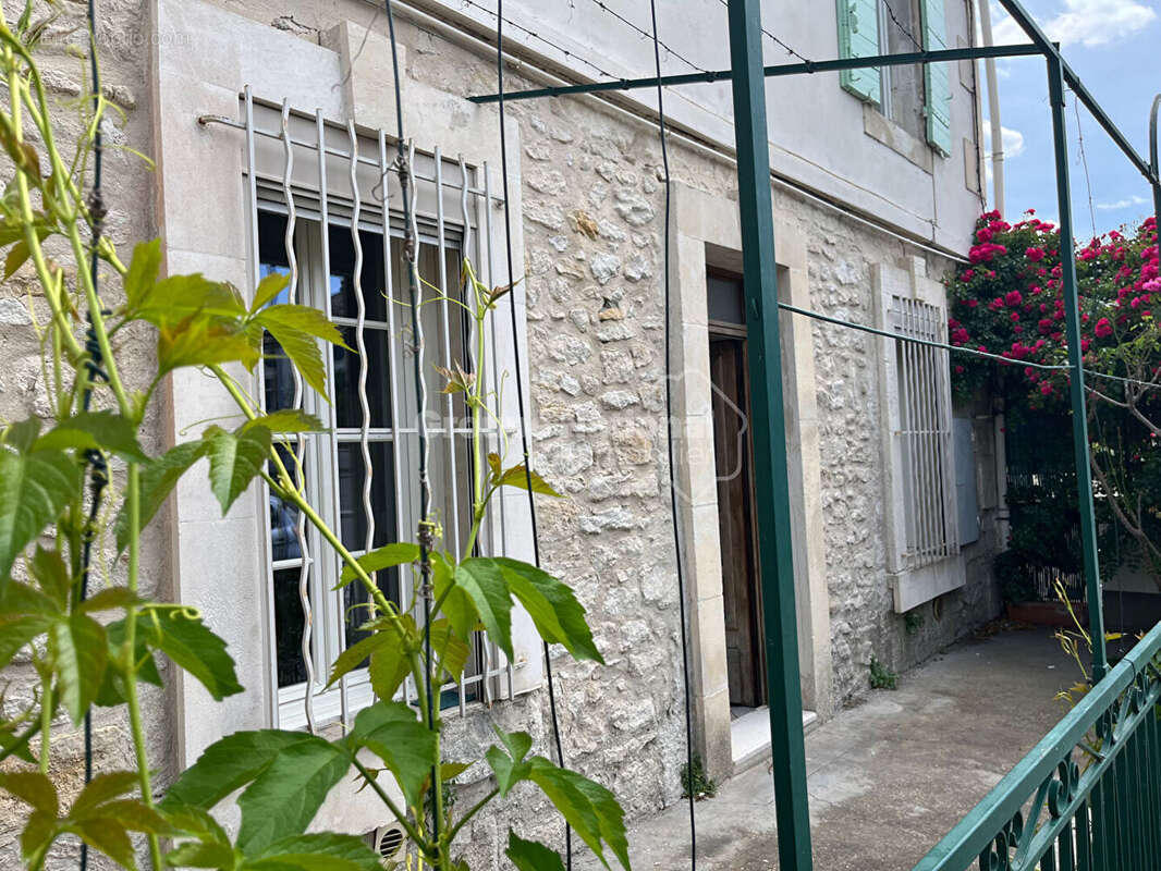 Maison 3 pièces Tarascon - photo 2