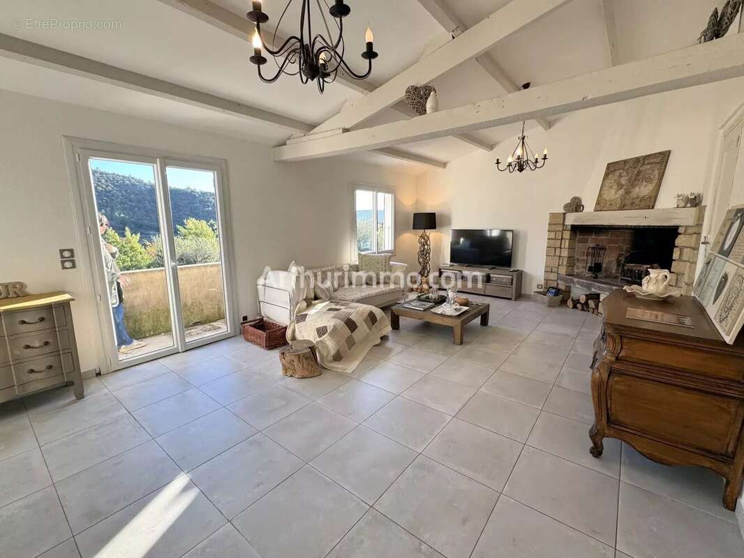 Maison à PLAN-DE-LA-TOUR