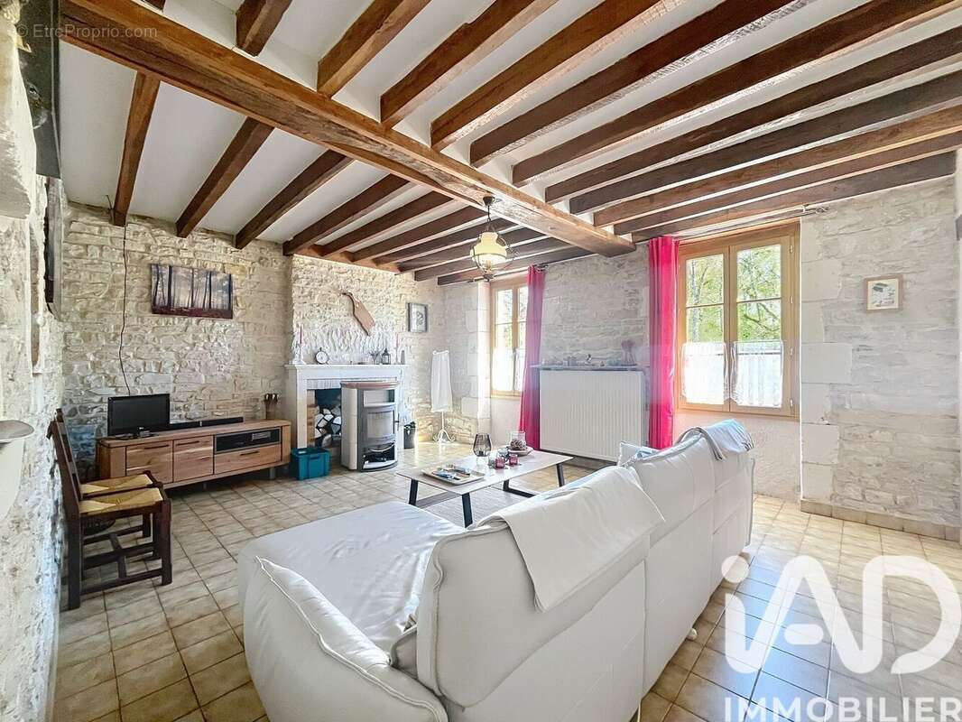 Photo 4 - Maison à MAILLY-LA-VILLE