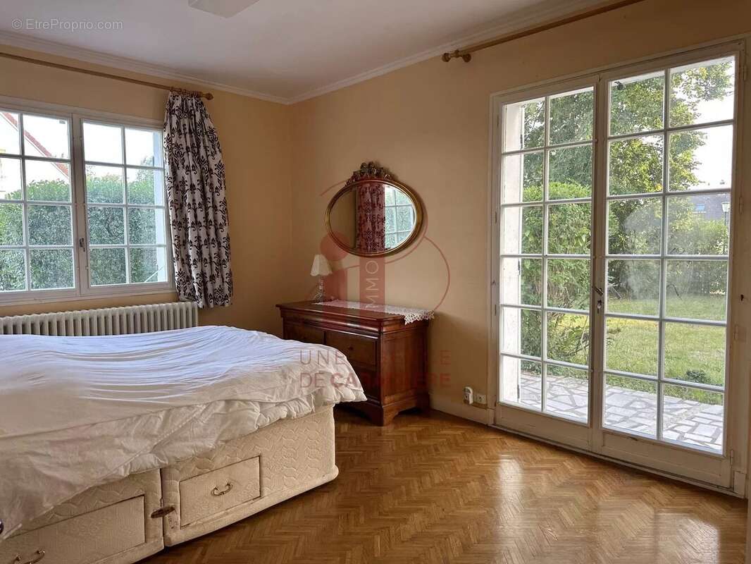 Maison à SAINT-MARTIN-EN-BIERE