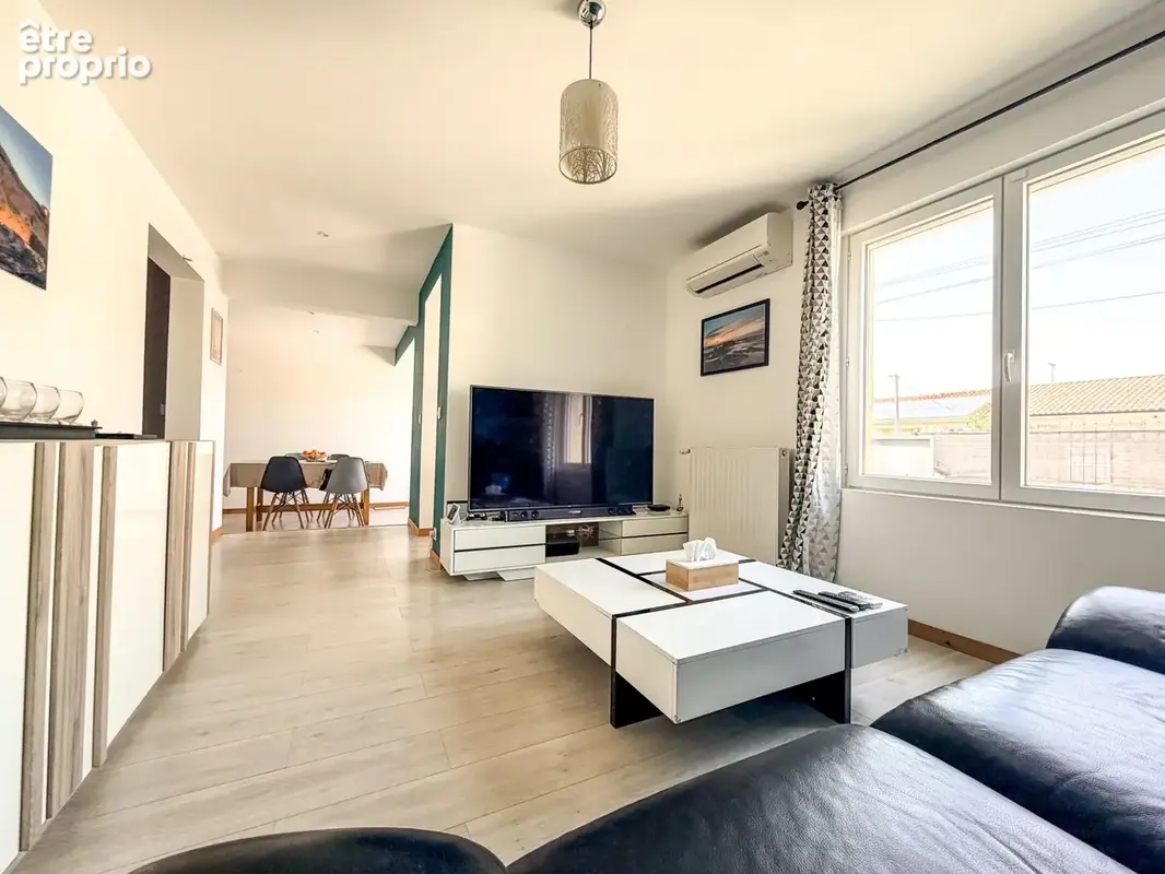 Maison 93 m² à Ambes  - photo 2