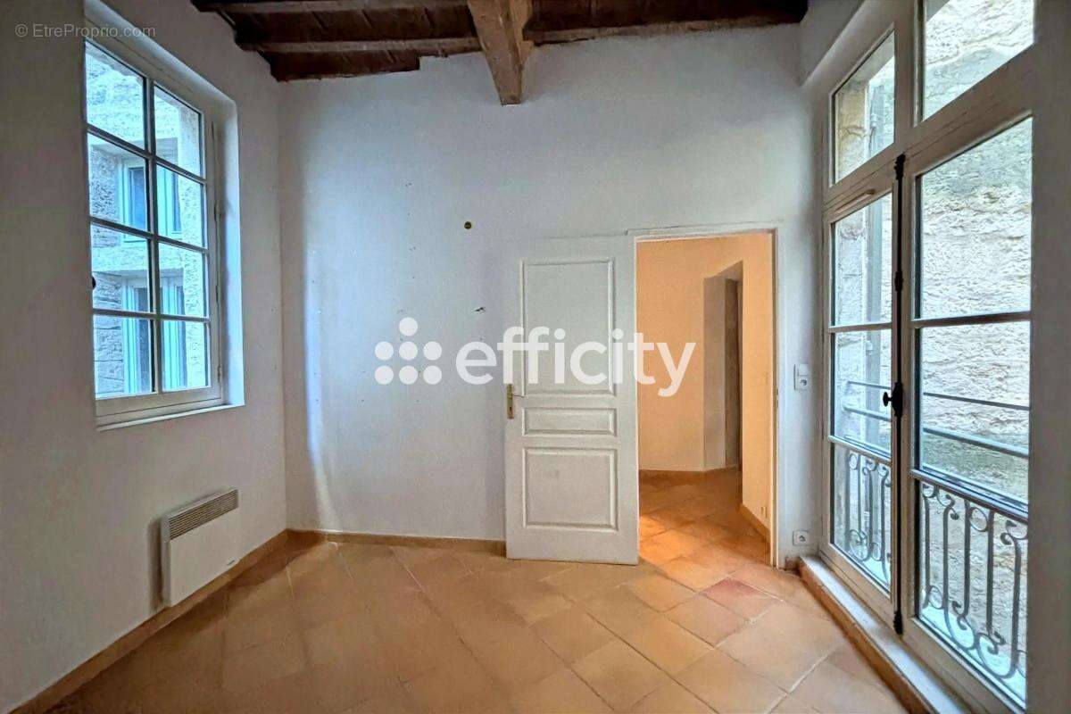Appartement à PEZENAS