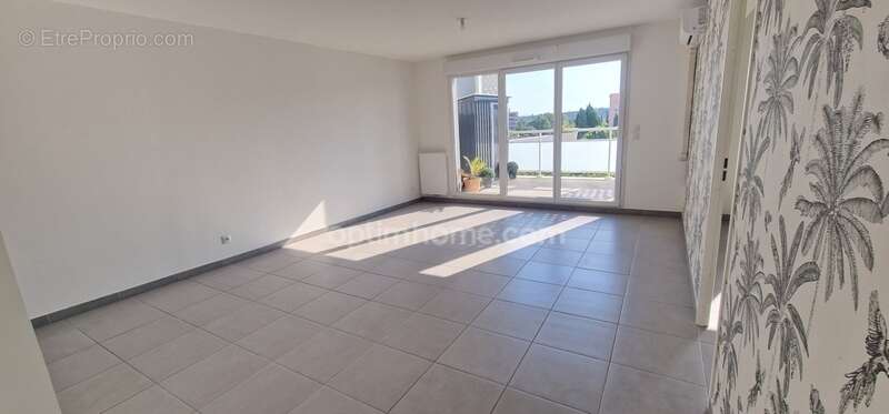 Appartement 80 m² à Istres  - photo 5