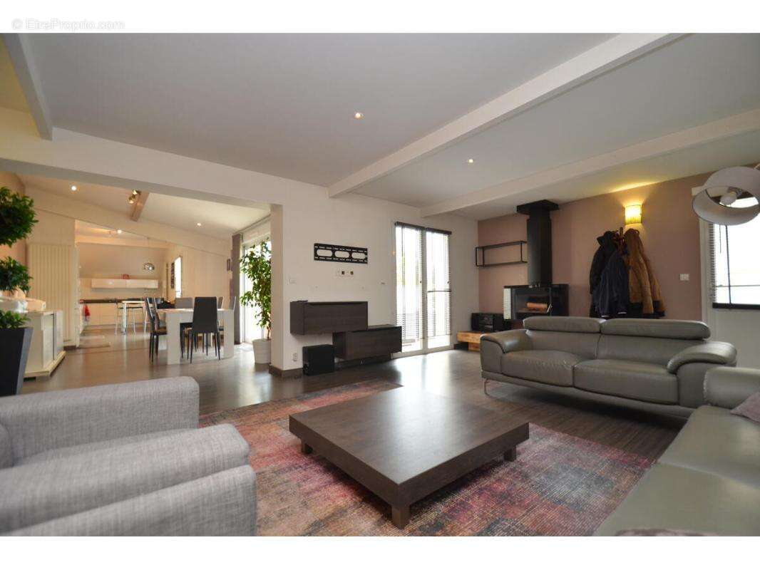 Maison à SAINT-DENIS-DE-PILE