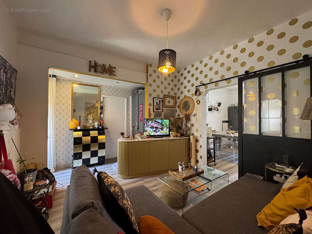 Appartement à MARSEILLE-10E