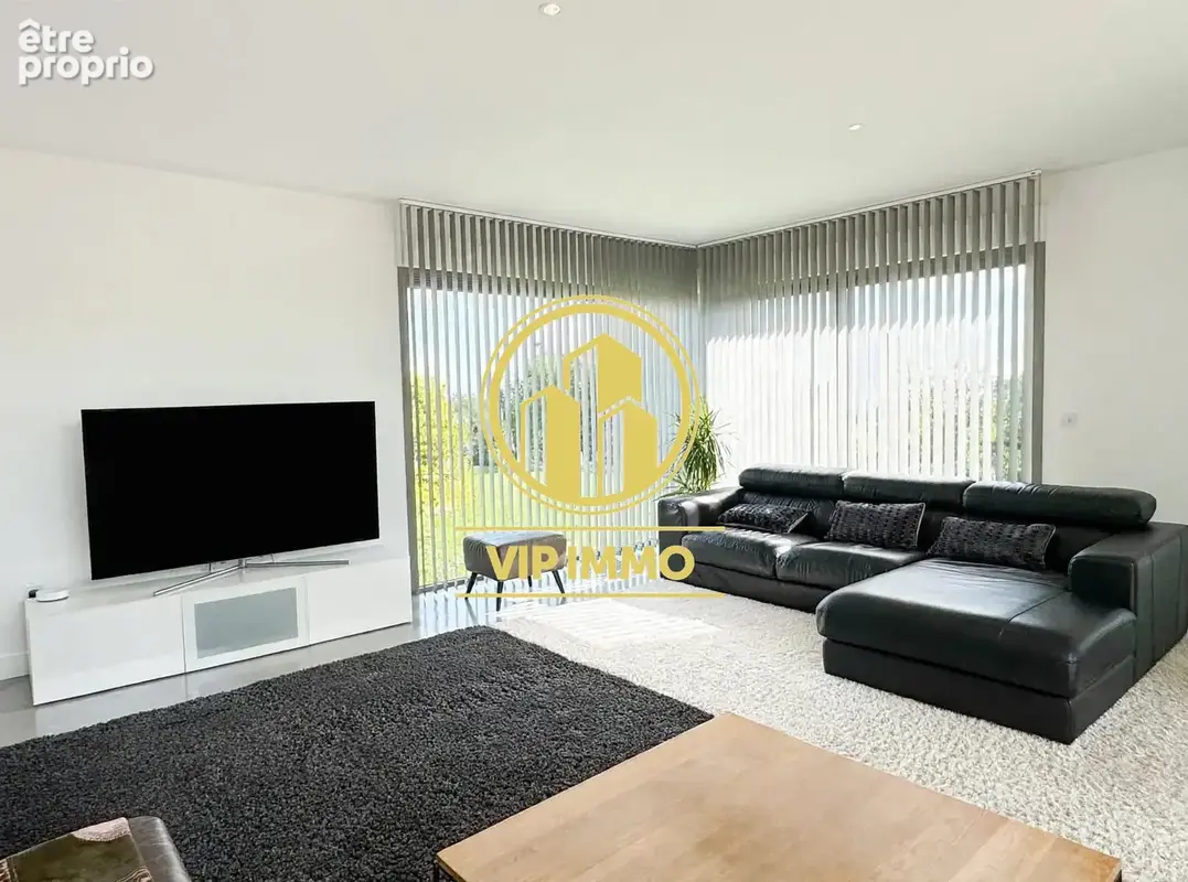 Maison 7 pièces 171 m² à vendre à Ronchin (59790) - photo 2