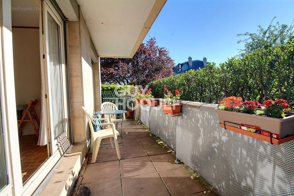 Appartement à CHAVILLE