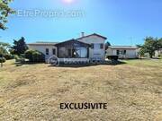 Maison à SAINT-AIGULIN