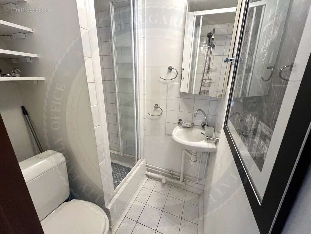 Appartement à PARIS-2E