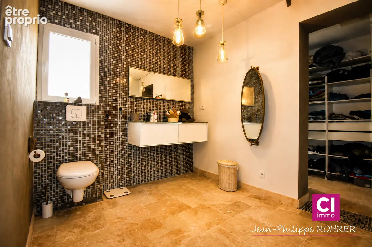 Maison récente 7 pièces avec piscine à vendre à Sainte-Anastasie-sur-Issole - photo 8