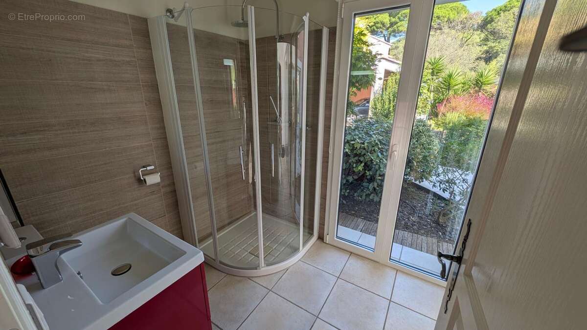 Maison à SIX-FOURS-LES-PLAGES