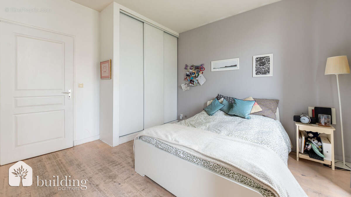 Appartement à LEVALLOIS-PERRET