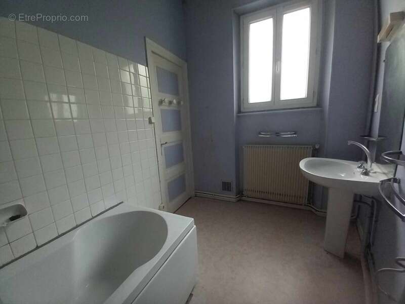 Appartement à THIERS