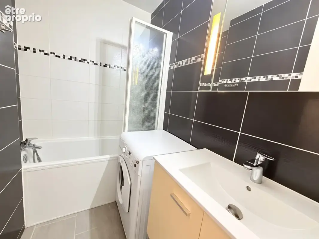 Appartement T2 rénové avec loggia – au calme et sans vis-à-vis Carnon (34) - photo 9