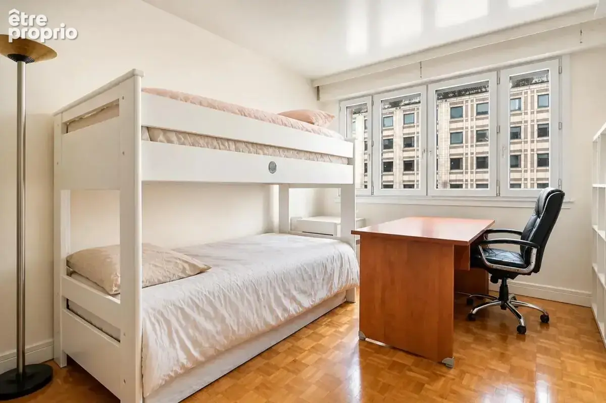 Paris 13e – Place d’Italie - 5 pièces de 99 m² - vue panoramique - photo 10