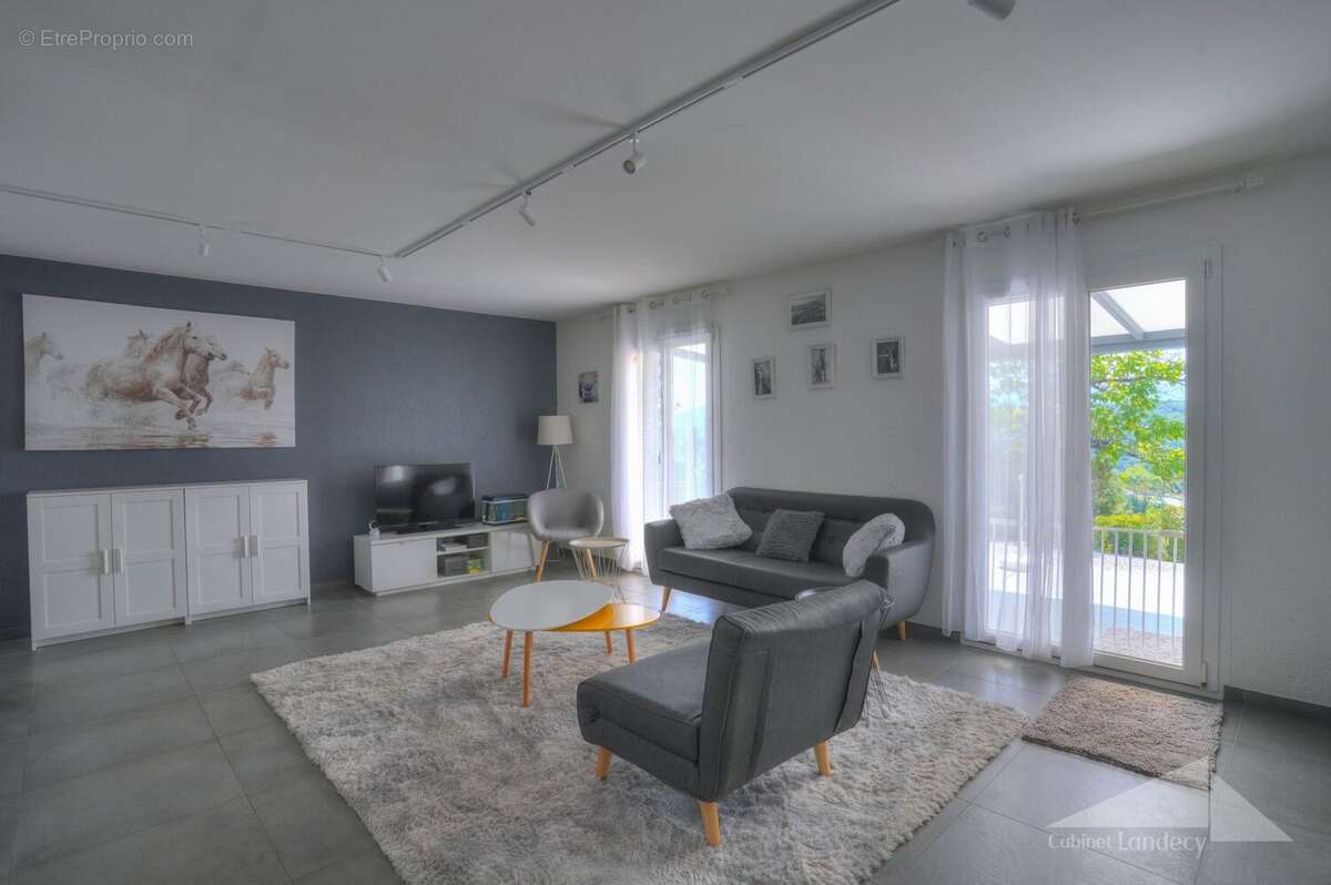 Maison 103 m² à Pougny  - photo 8