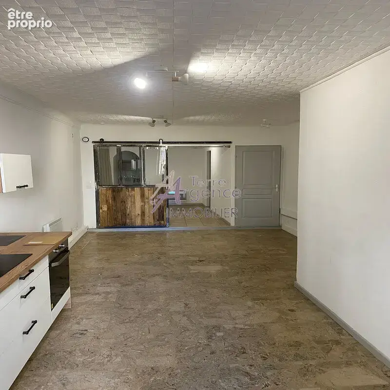 Photo Appartement à Beaucaire au prix de 85 000€
