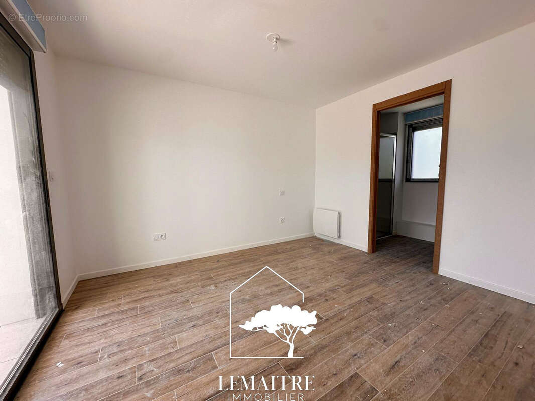 Appartement à LES MATHES