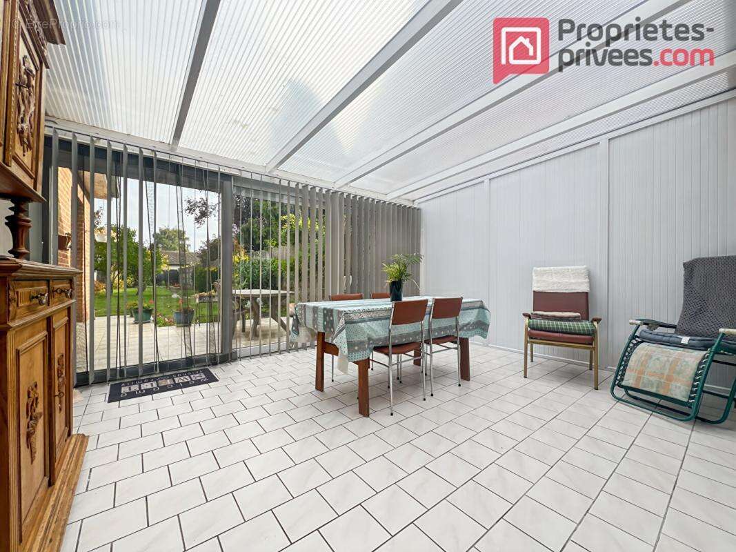 Maison à LA CHAPELLE-D&#039;ARMENTIERES