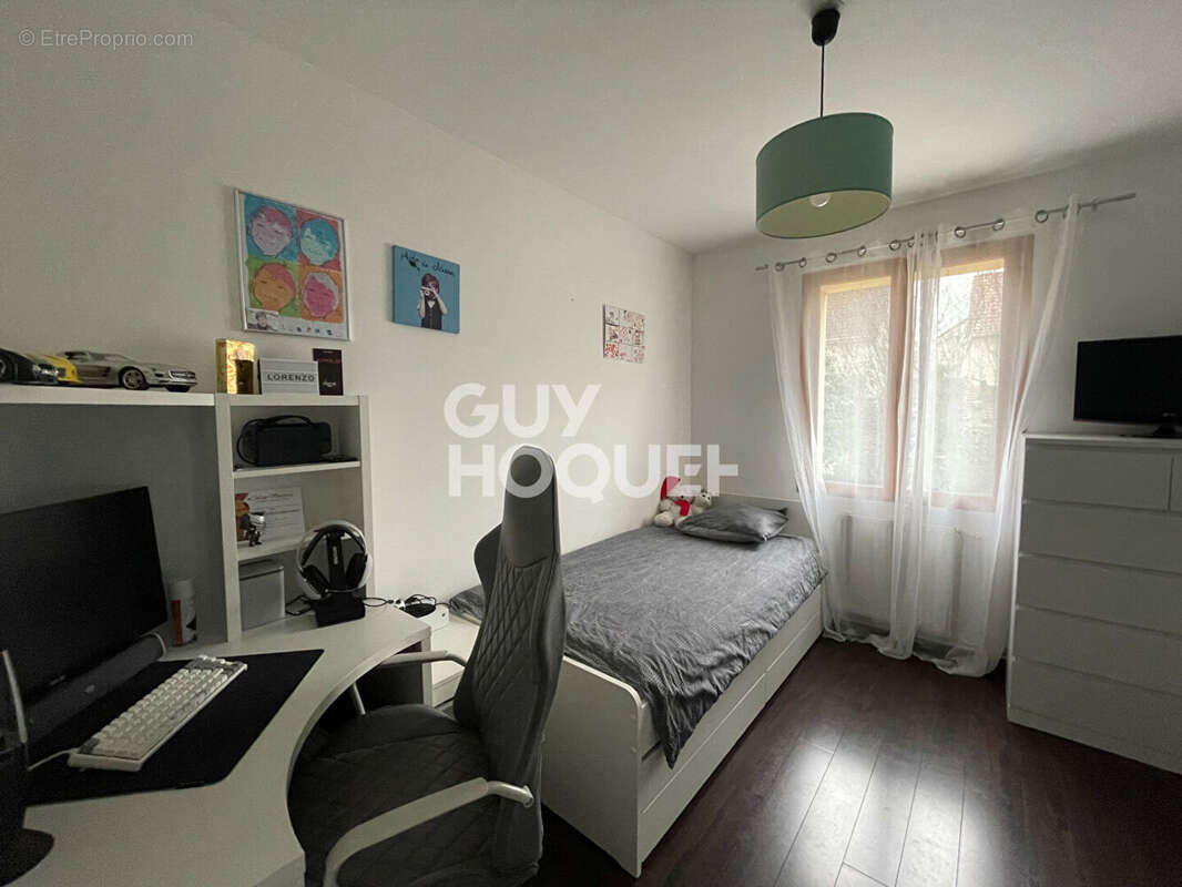 Maison à PONTAULT-COMBAULT