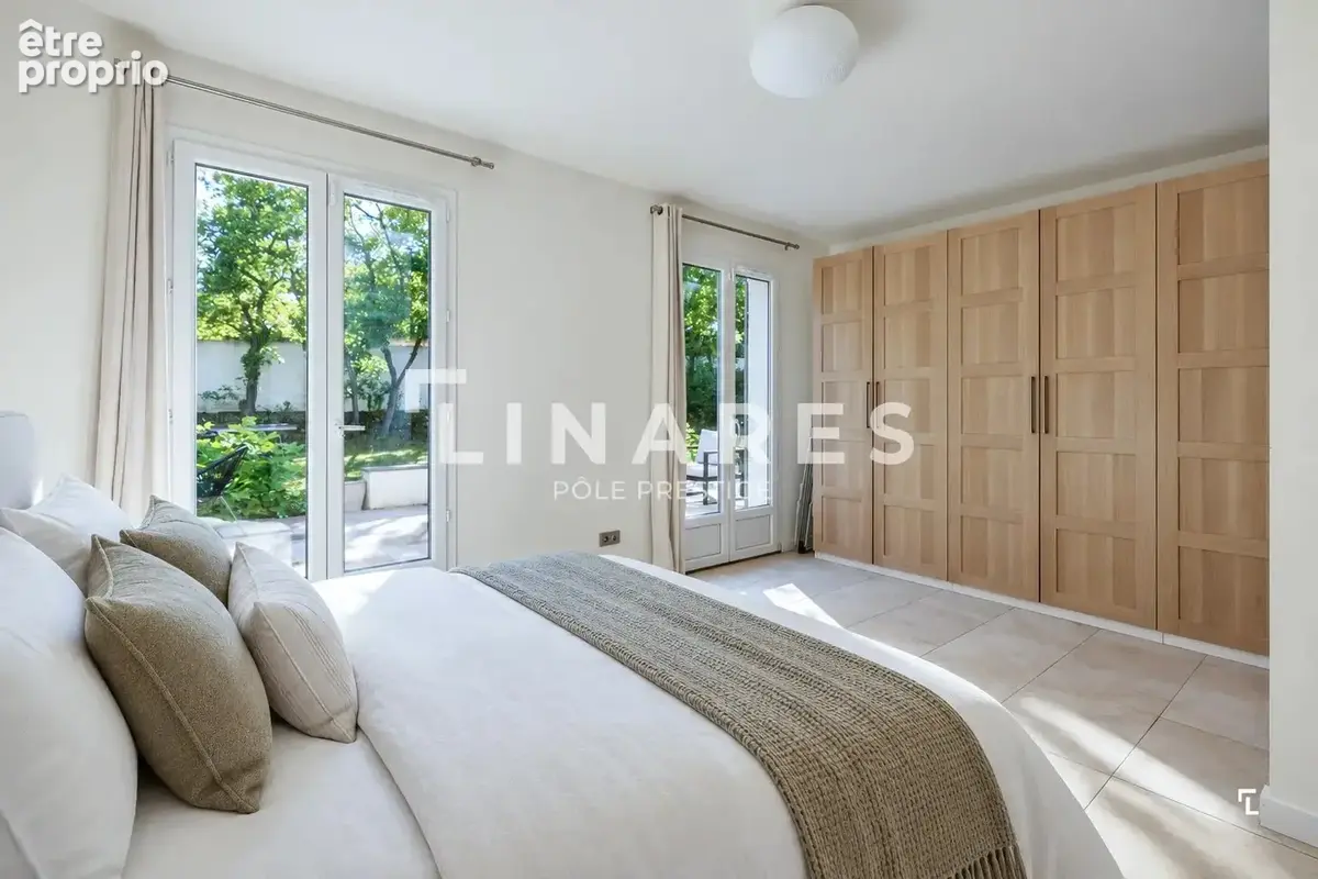 LES BASTIDES – Maison plain-pied de 150m2 - Piscine - Terrain 2000m2 - 13100 Aix-en-Provence/Puyricard - photo 14