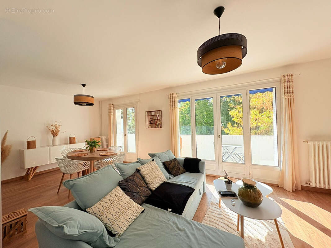 Appartement à JOUE-LES-TOURS