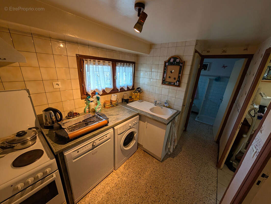 Maison à PONT-EVEQUE