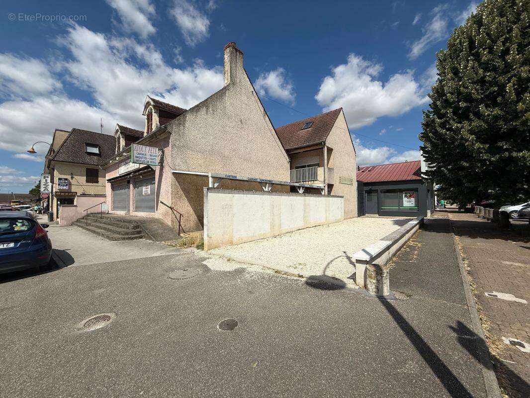 Appartement à GENLIS